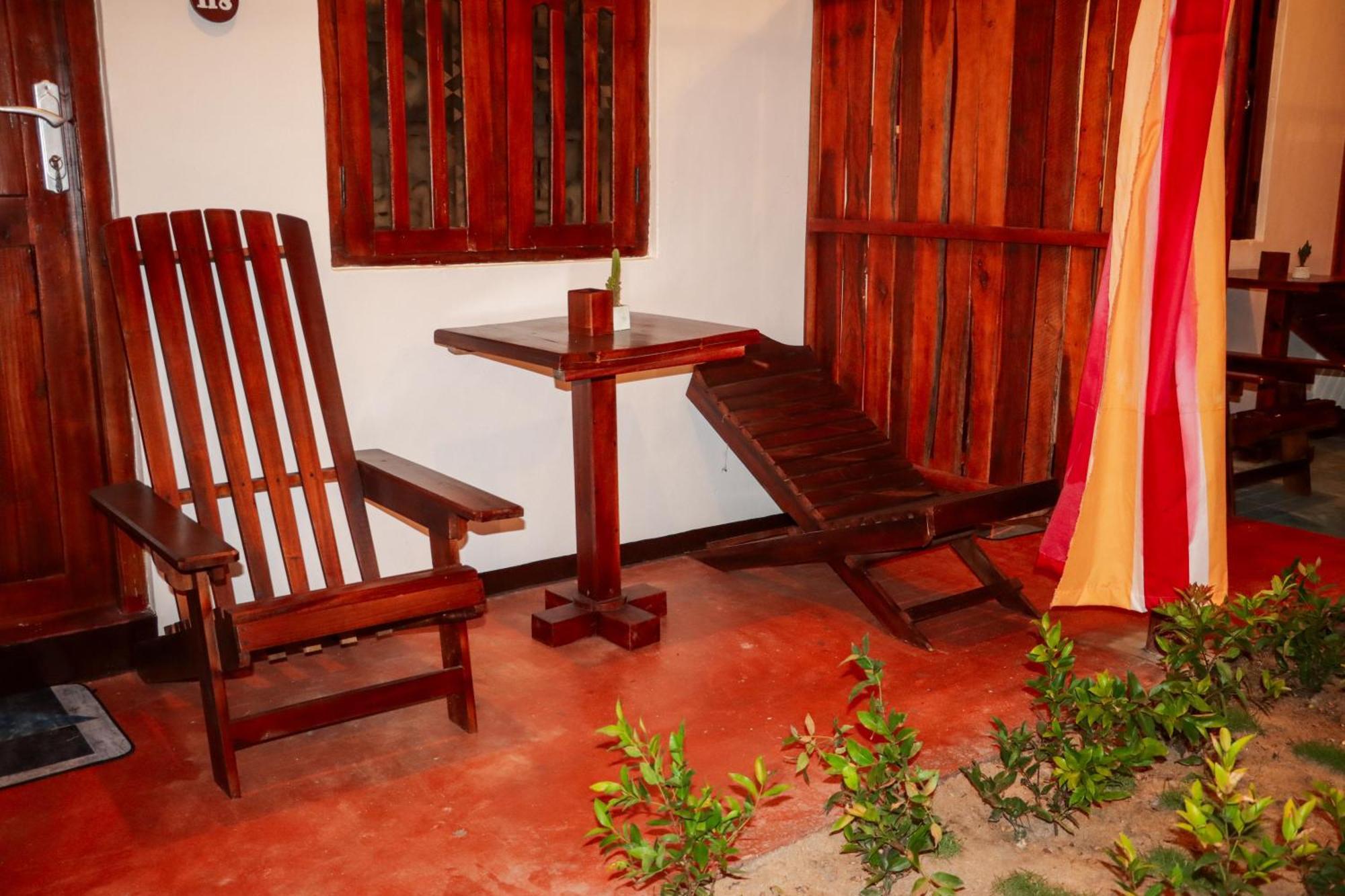 Bed and Breakfast Surfers Park Arugambay Arugam Bay Exterior foto